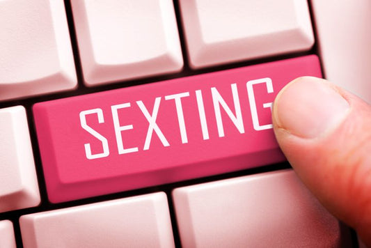 Sexting Prompts for Couples